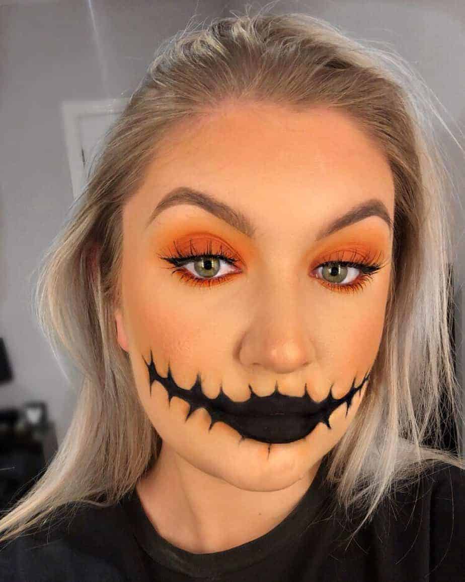 Halloween Costume and Simple Makeup Ideas 