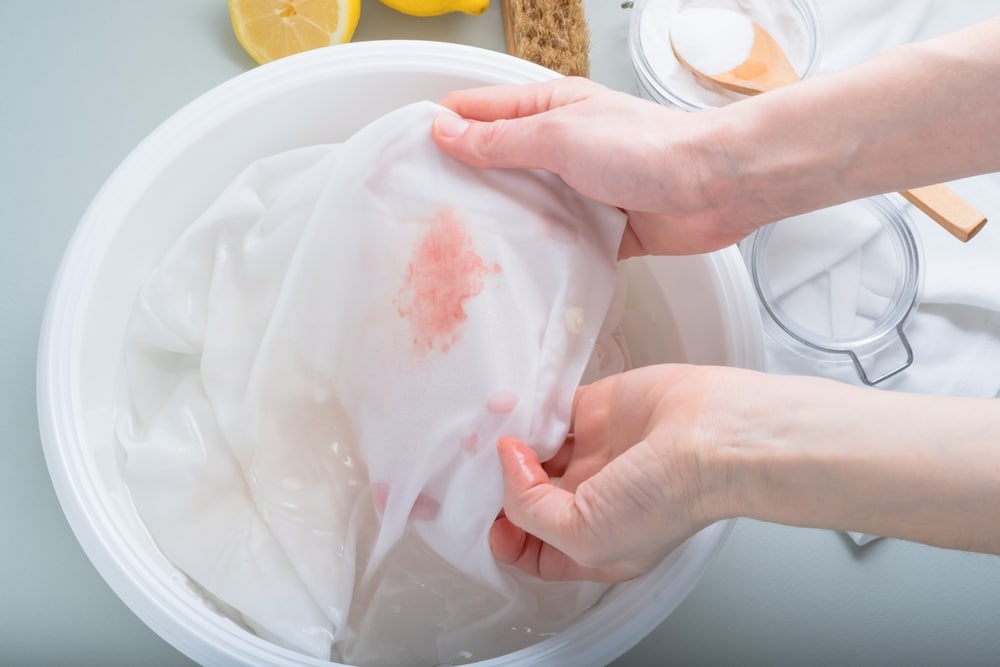 Homemade Eco friendly Removing Of Stains On Clothes With Baking Soda